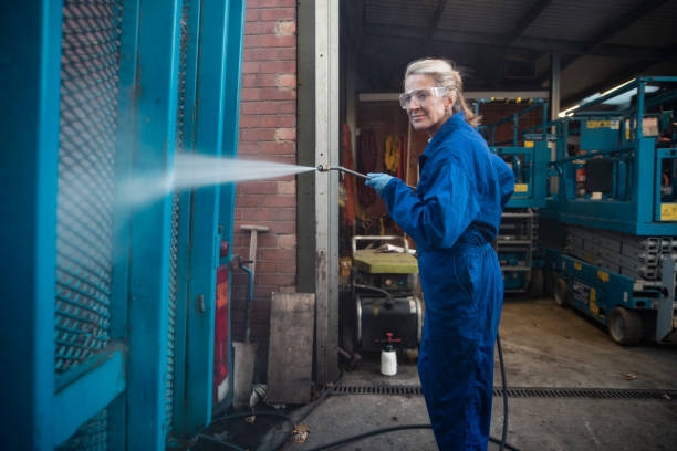 Why Choose Our Certified Pressure Washing Experts for Your Project Needs in Smithsburg, MD?