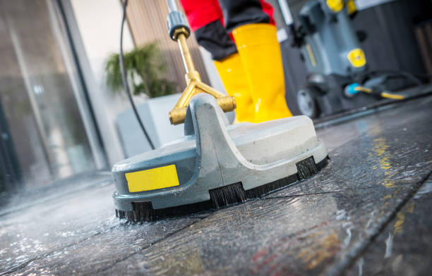 Best Garage Pressure Washing  in Smithsburg, MD