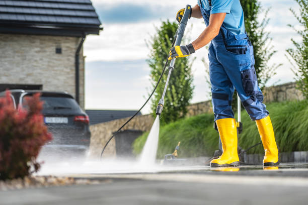 Best Garage Pressure Washing  in Smithsburg, MD